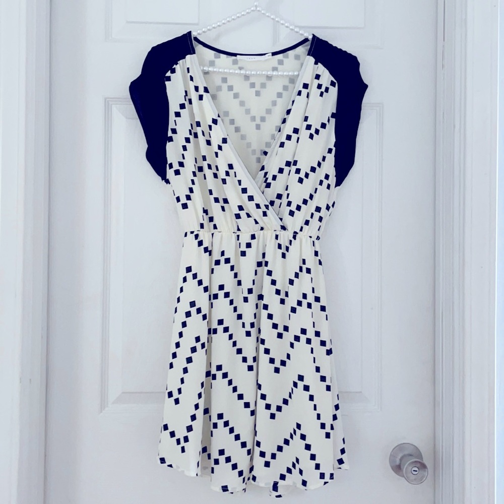 Lush black and cream Dress